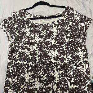 Floral Short Sleeve Top - Brown and White